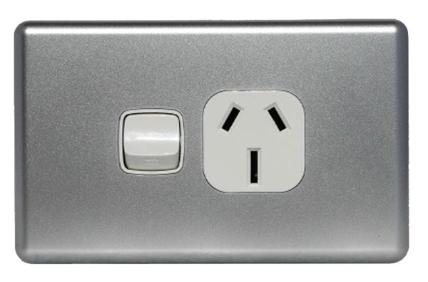 Slimline Single Horizontal Power Point Silver Cover