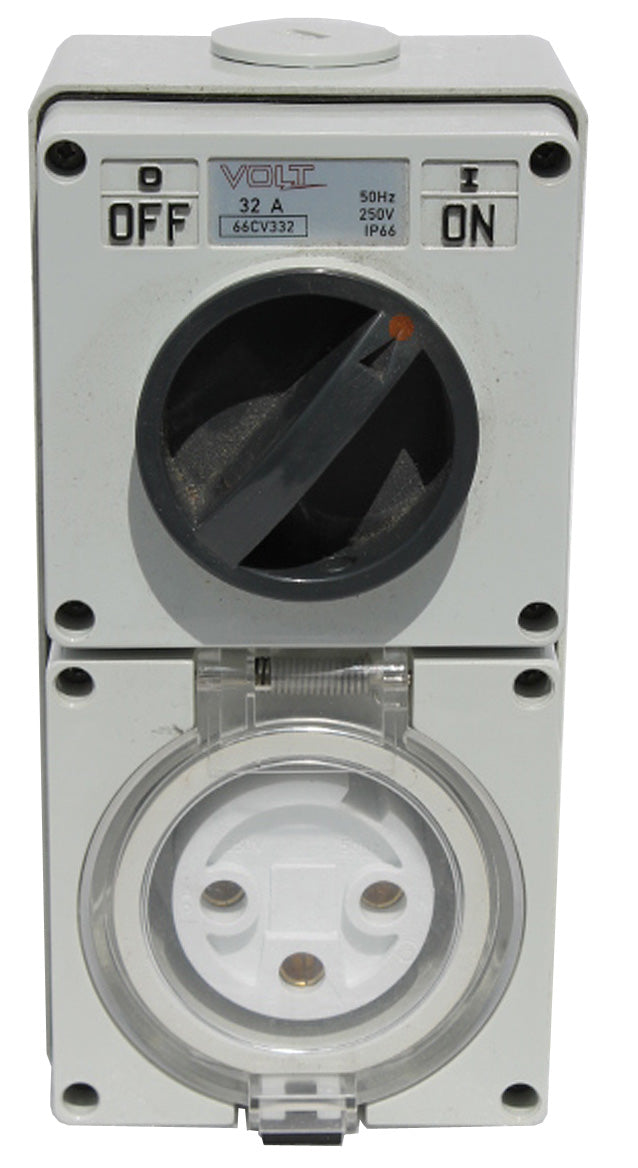 32 Amp Switched Socket 3 x Round Pins IP66