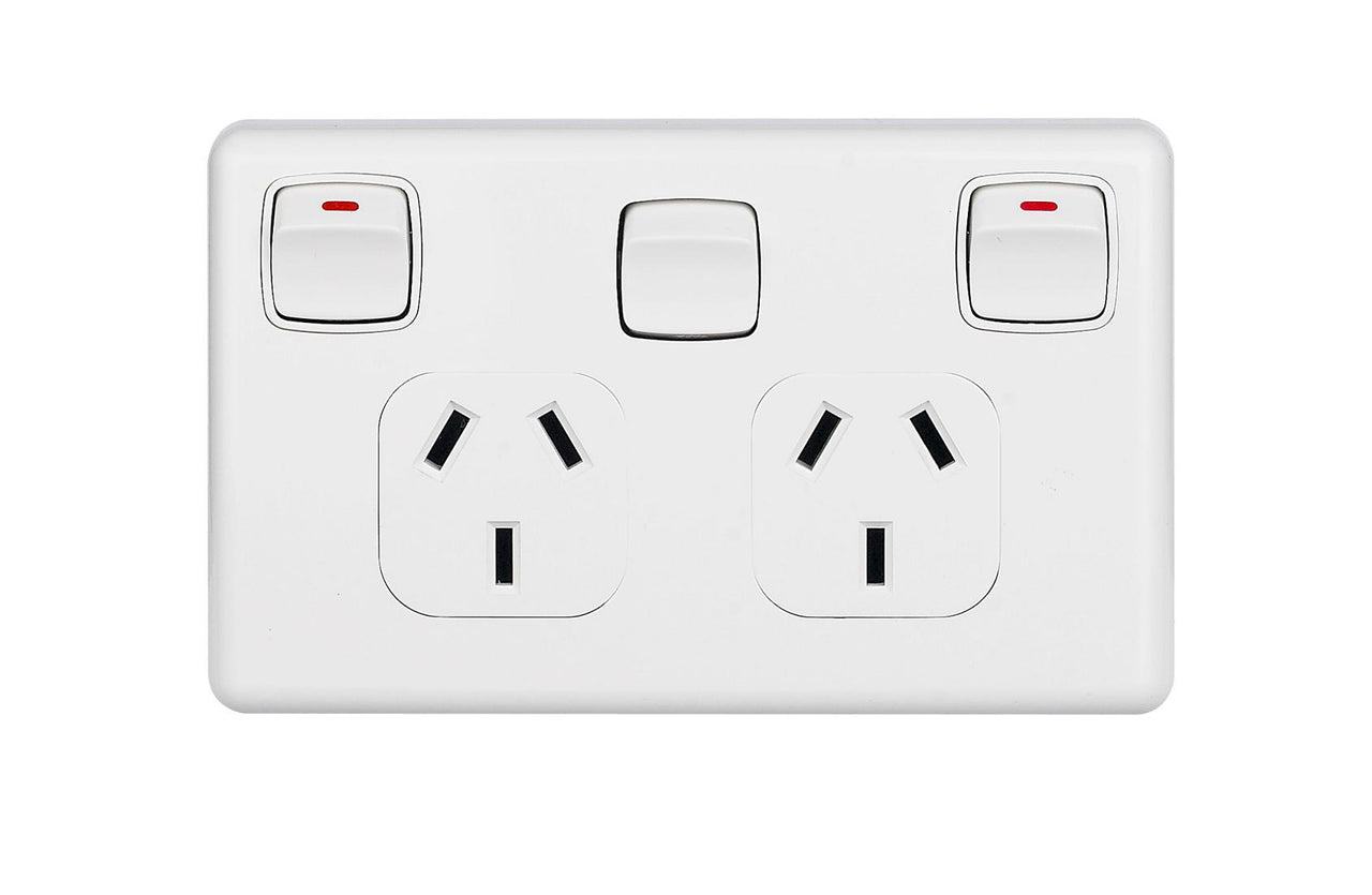 Double Horizontal Power Point with Extra Switch