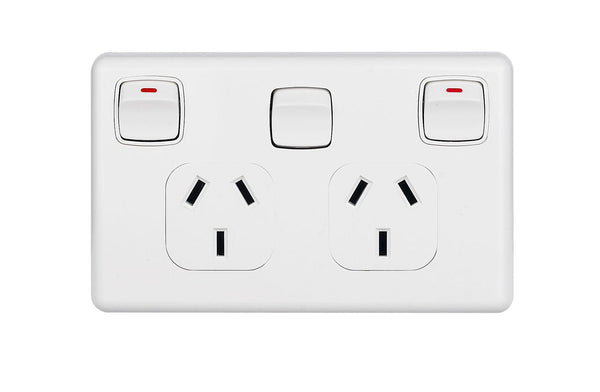 Double Horizontal Power Point with Extra Switch